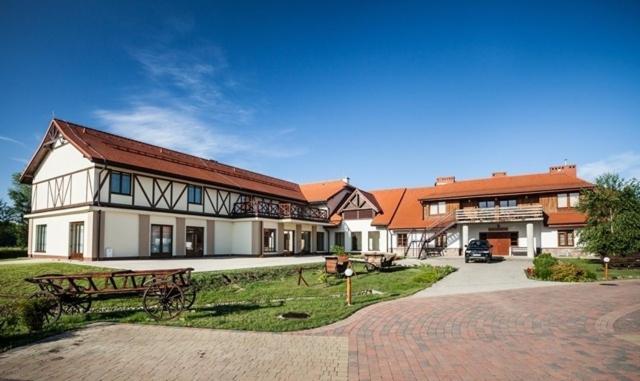 Hotel Nosselia Krzyczki Ngoại thất bức ảnh
